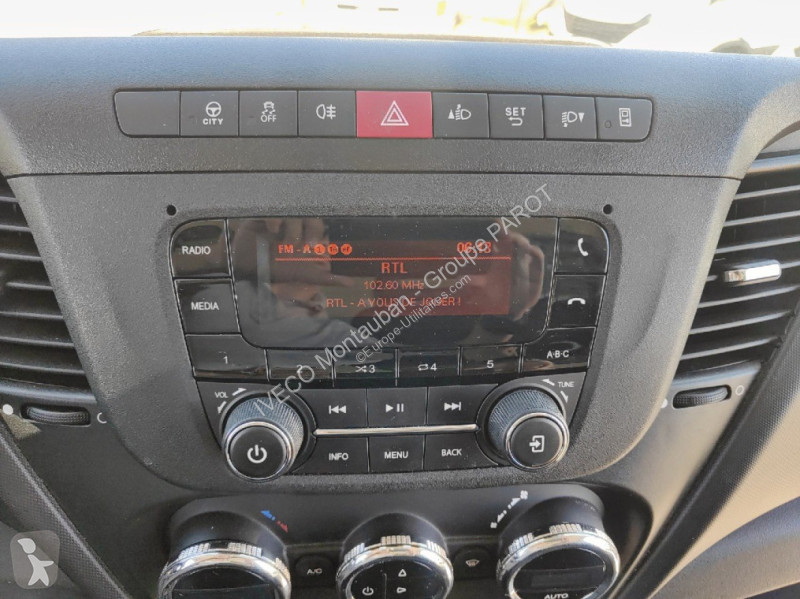 Veicolo commerciale Iveco 35C16H3.0 Empattement...