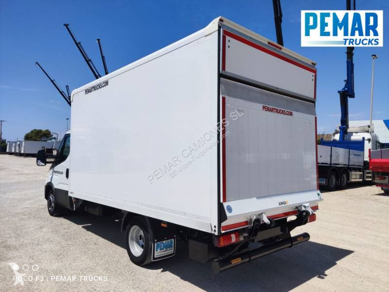 Furgoneta Iveco