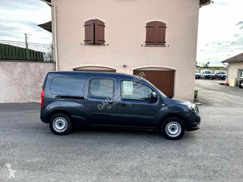 Véhicule utilitaire Mercedes Mixto Extra Long...