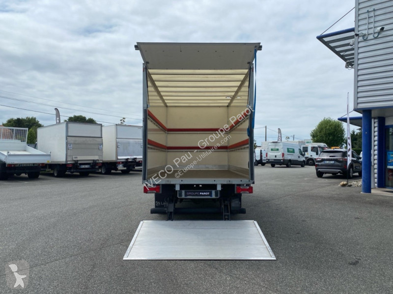 Veicolo commerciale Iveco 35C16H3.0 empattement...