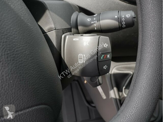 Veículo utilitário Nissan