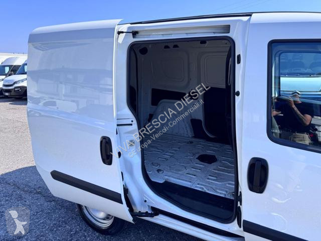 Furgoneta Fiat DOBLO