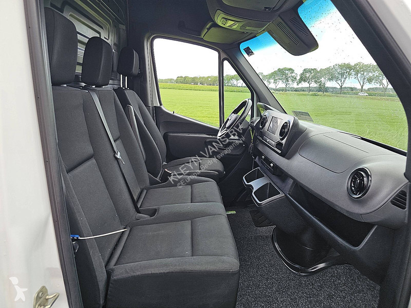 Užitkové vozidlo Mercedes 211 L2H2 Mbux Automaat!