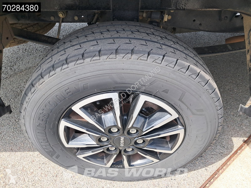 Veicolo commerciale Iveco 35S18 3.0L Automatik...