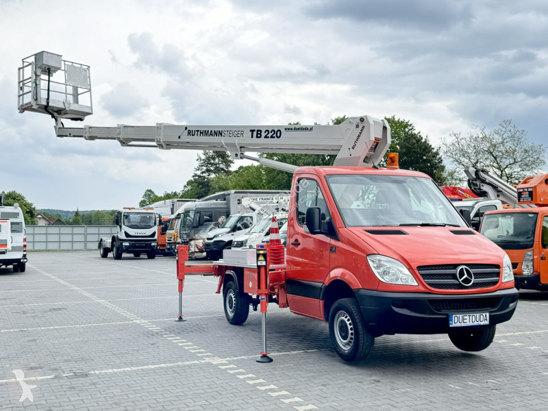 Véhicule utilitaire Mercedes