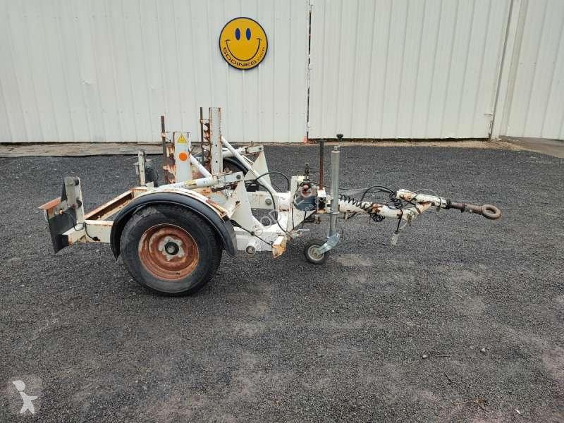 Véhicule utilitaire   PORTE TOURET