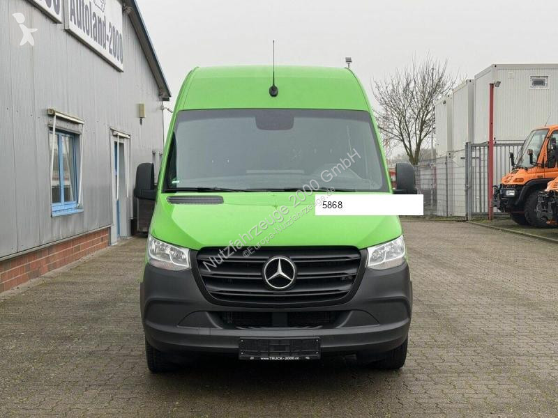 Véhicule utilitaire Mercedes