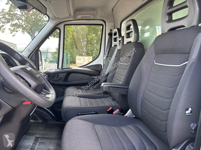 Furgoneta Iveco 35C16H3.0 empattement 4100