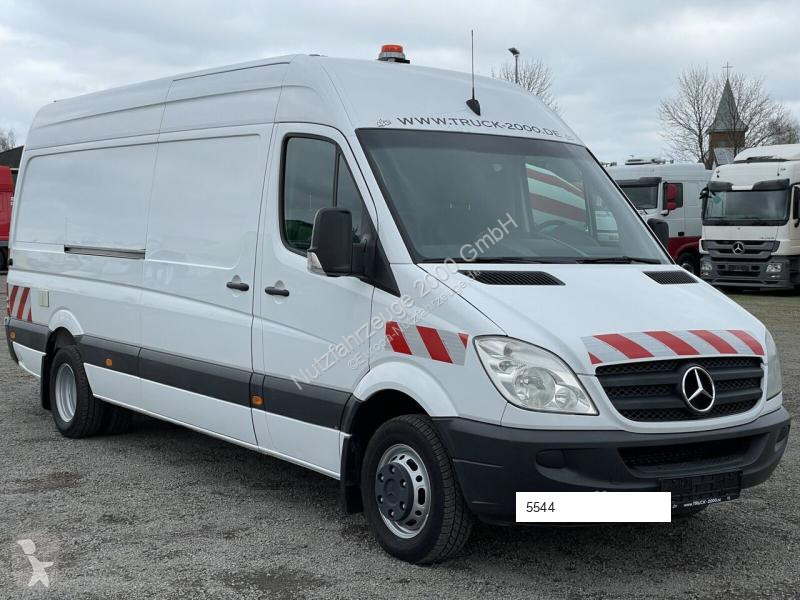 Autoutilitară Mercedes