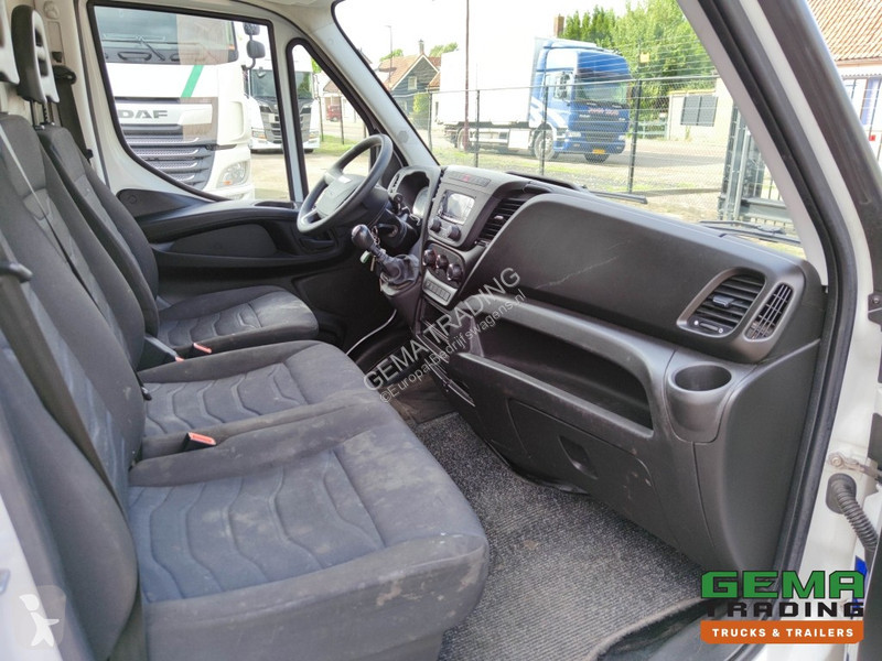 Veicolo commerciale Iveco 35S12 Euro6 Van L2 H2...