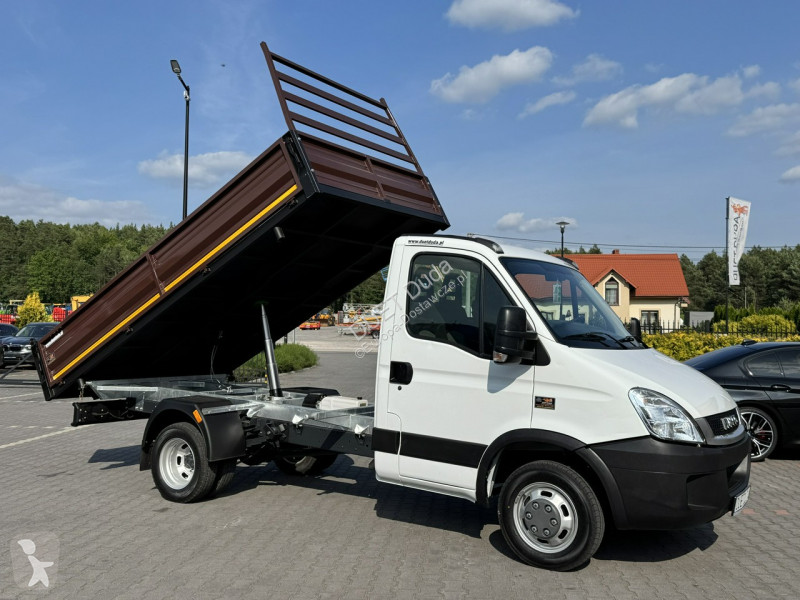 Autoutilitară Iveco 50C18 V