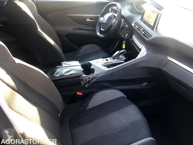 Veicolo commerciale Peugeot blueHdi 120...