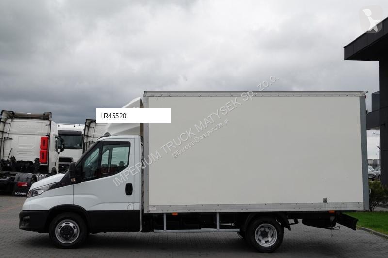 Autoutilitară Iveco DAILY 3,0 D