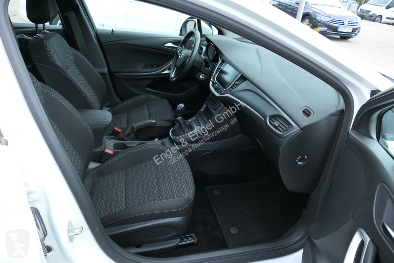 Véhicule utilitaire Opel Astra K 1.6 CDTI...