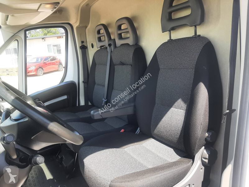 Véhicule utilitaire Fiat L4 H2 2.3 MTJ 140 PACK...