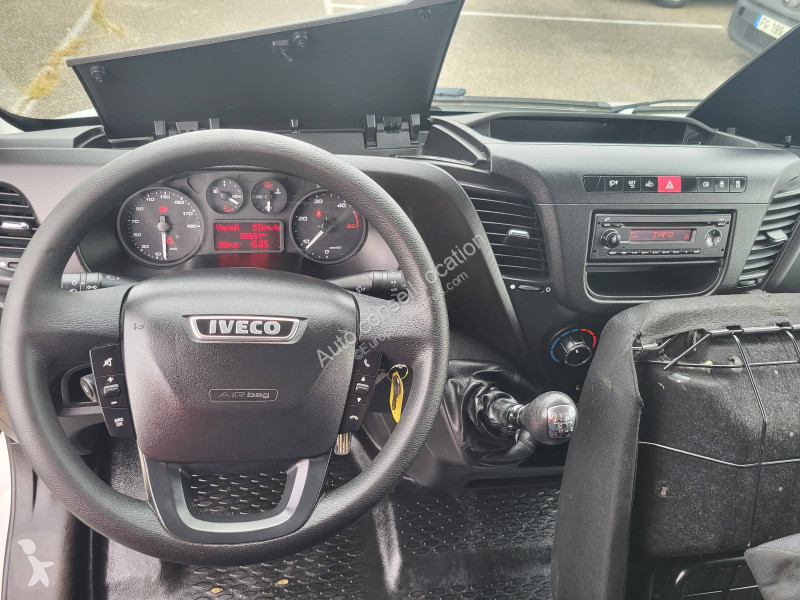 Autoutilitară Iveco CABINE 7 PLACES 35 S 14 R.S