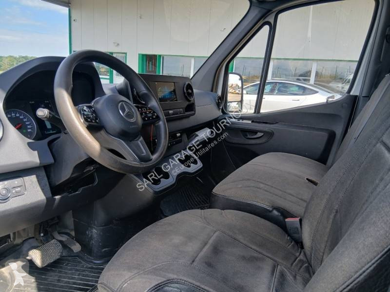 Véhicule utilitaire Mercedes