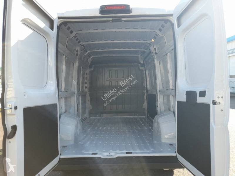 Véhicule utilitaire Opel