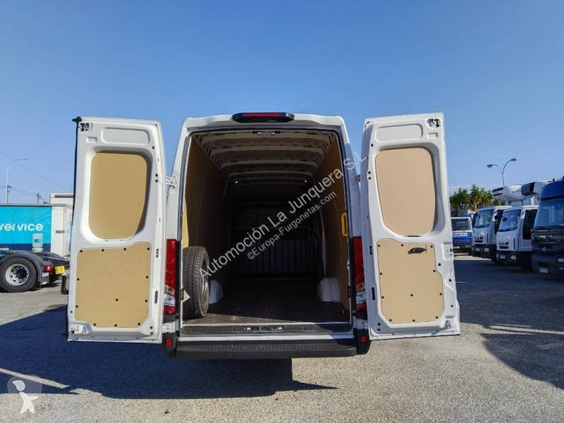 Furgoneta Iveco