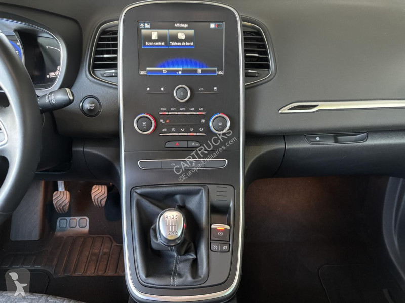 Véhicule utilitaire Renault SCENIC