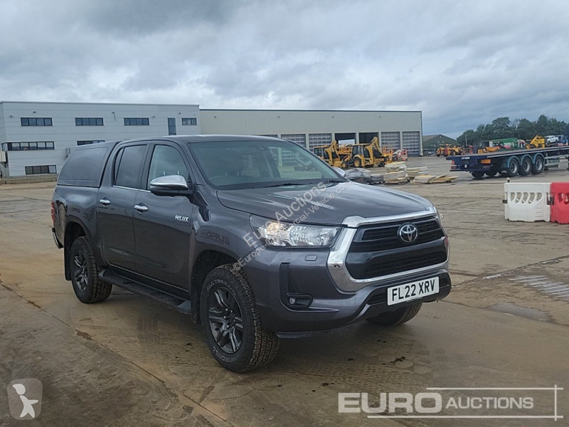 Furgoneta Toyota Hilux