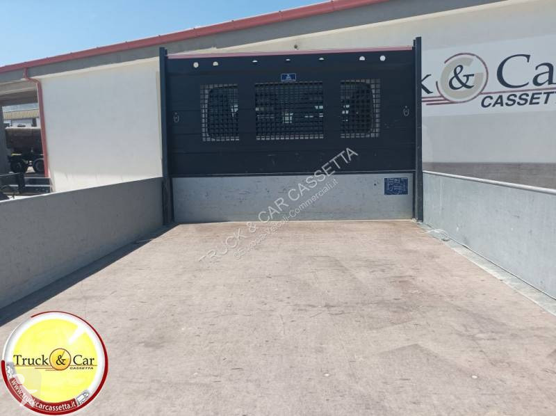 Furgoneta Iveco