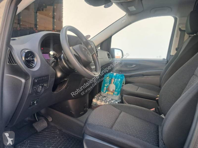 Furgoneta Mercedes
