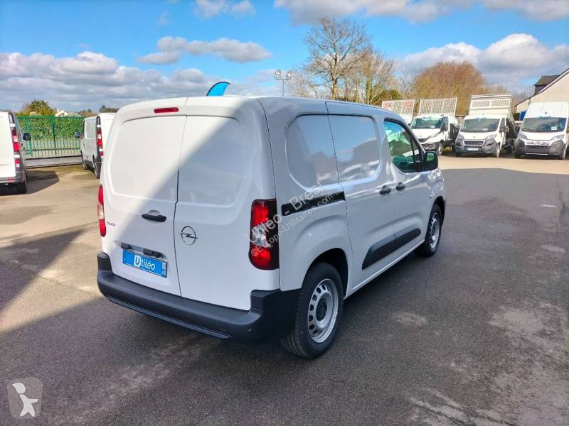Véhicule utilitaire Opel