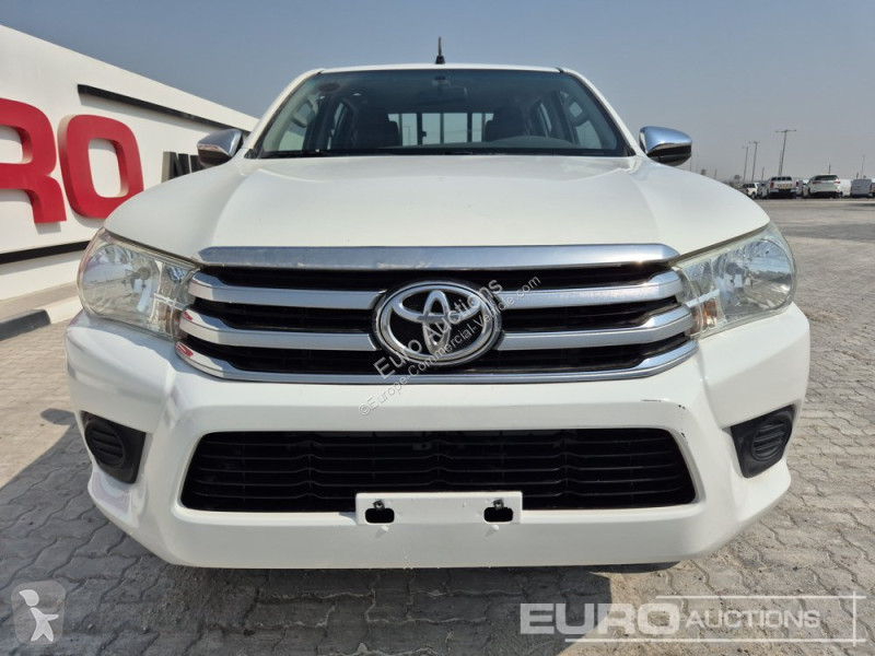 Veicolo commerciale Toyota Hilux DLX