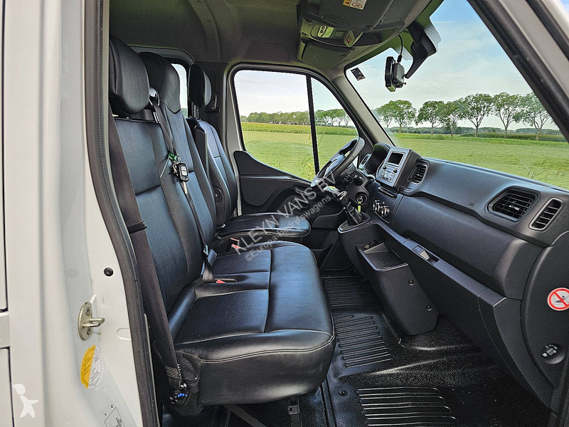 Véhicule utilitaire Renault 2.3 Dub.Cab...