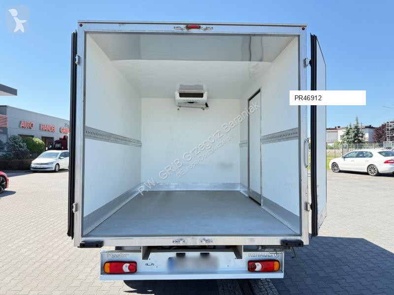 Autoutilitară Renault 145 DCI