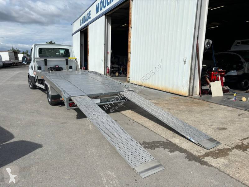 Furgoneta Iveco