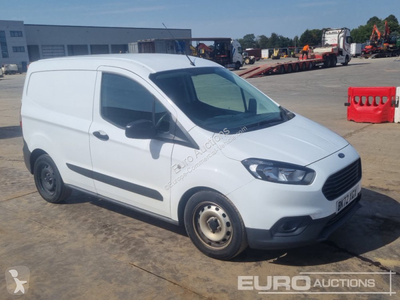 Autoutilitară Ford Courier