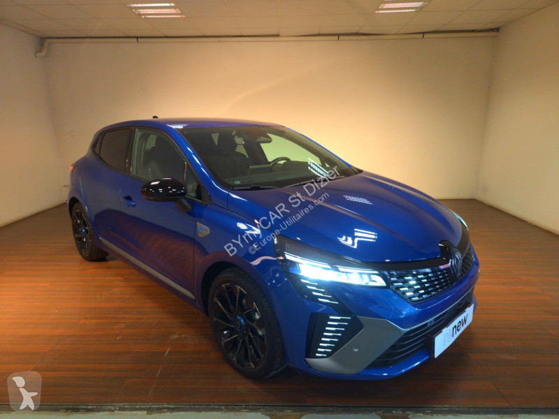 Užitkové vozidlo Renault Clio E-Tech full...