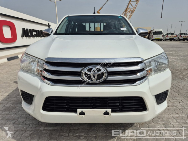 Véhicule utilitaire Toyota Hilux