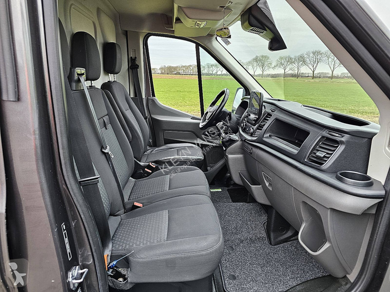 Véhicule utilitaire Ford 2.0 TDCI TREND L3H2