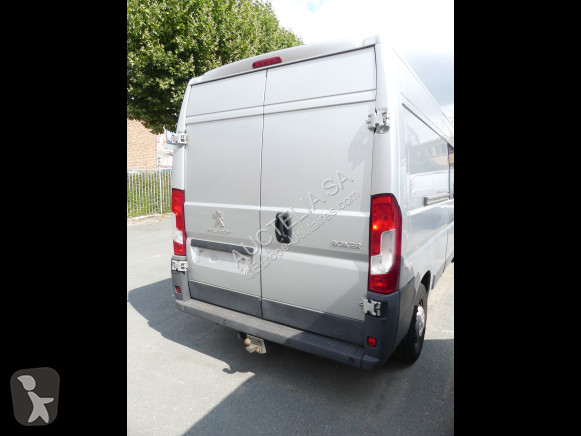 Véhicule utilitaire Peugeot