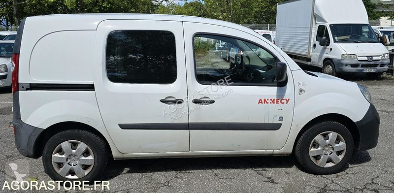 Véhicule utilitaire Renault KANGOO