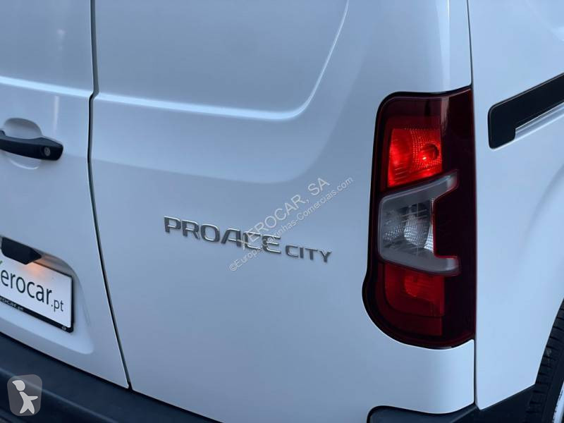 Véhicule utilitaire Toyota City 1.5D-4D 100HP 3L