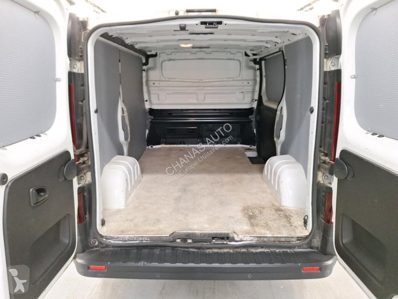 Veículo utilitário Renault L1H1 2.0 DCI 120...