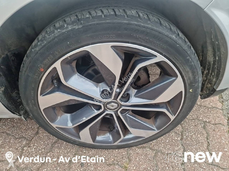 Užitkové vozidlo Renault Mégane IV Berline TCe...