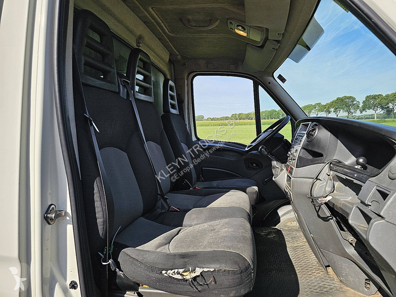 Véhicule utilitaire Iveco 35C13 export EURO5