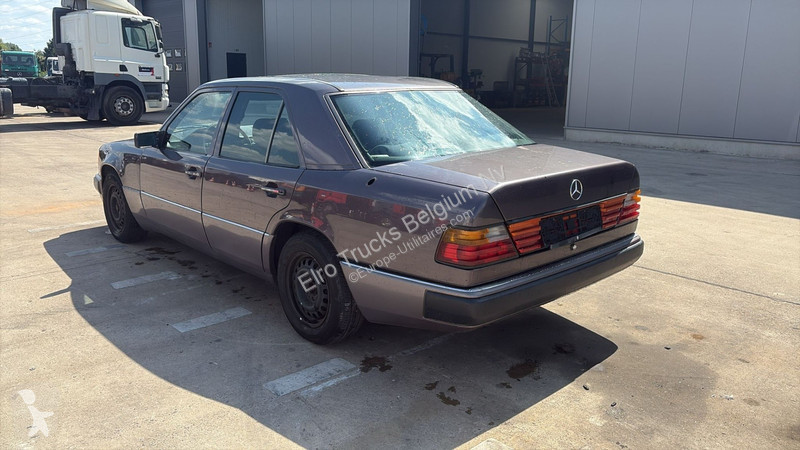 Véhicule utilitaire Mercedes (GERMAN CAR /...