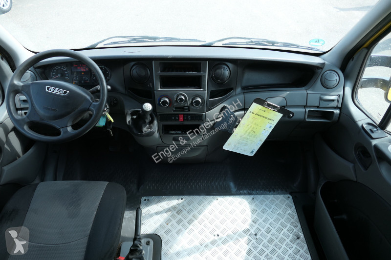 Nyttofordon Iveco Daily 35 S11 C30C KURZ...