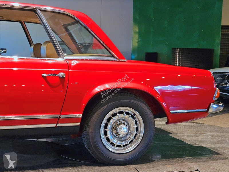 Furgoneta Mercedes SL 'Pagode' 200-serie