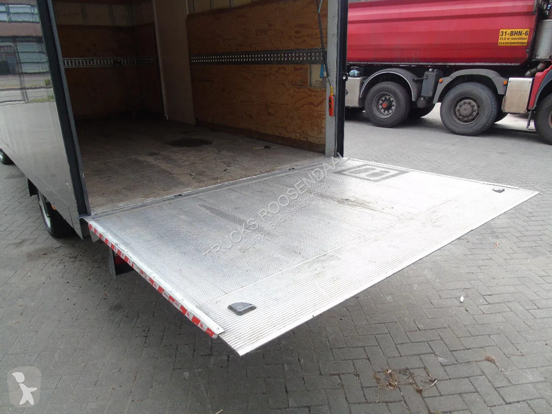 Nyttofordon Iveco 35C13 + LIFT + EURO 5