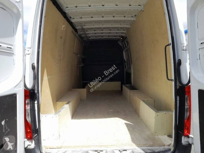 Autoutilitară Mercedes