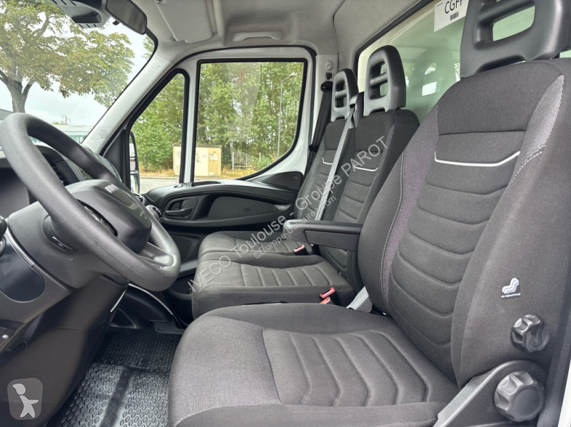 Nyttofordon Iveco 35C16H3.0 empattement 4100
