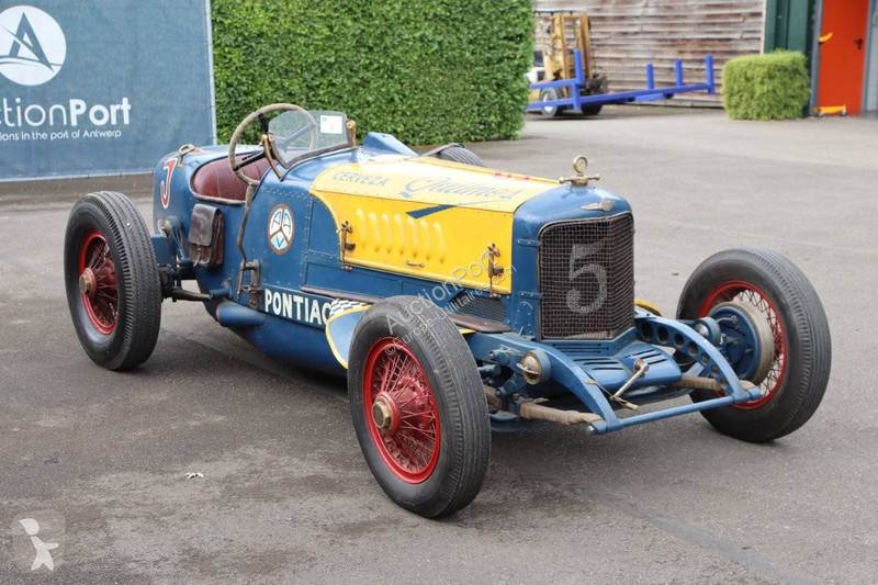 Furgoneta Pontiac  Special 8