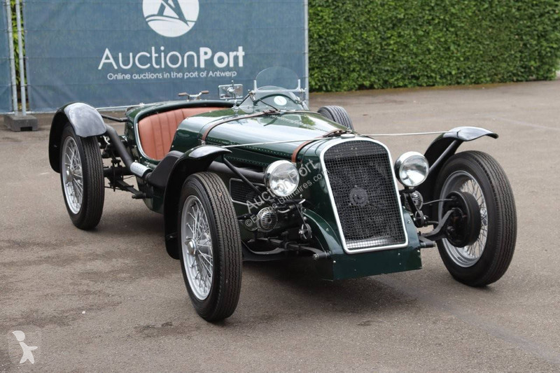 Véhicule utilitaire Chrysler  Roadster